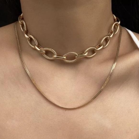 NEW 18K GOLD CHAIN CHOKER NECKLACE, NICE NECKLACE, CUTE NECKLACE - Picture 2 of 6